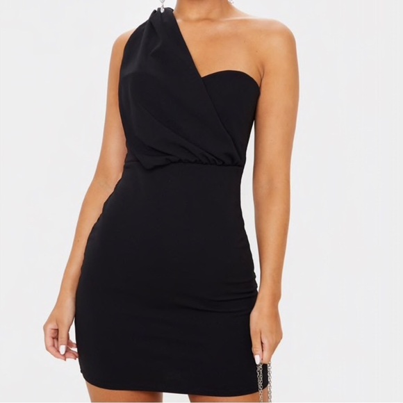 PrettyLittleThing Dresses & Skirts - PrettyLittleThing Women 4 Black One Shoulder Draped Bodycon Mini Dress NWT